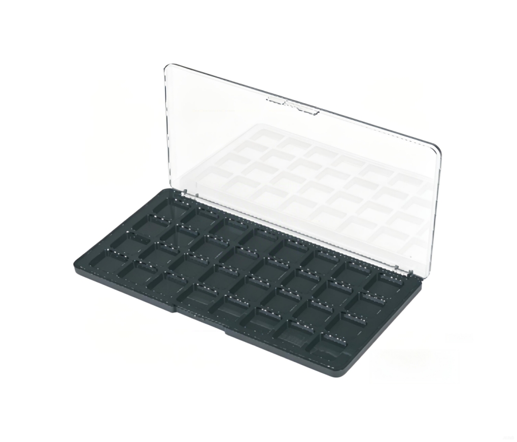 Square 32-Color Eyeshadow Palette